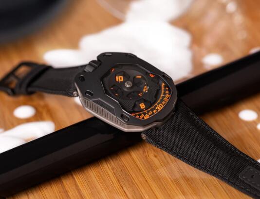 Review Replica Urwerk Watch UR-105 TA CLOCKWORK ORANGE LIMITED EDITION - Click Image to Close